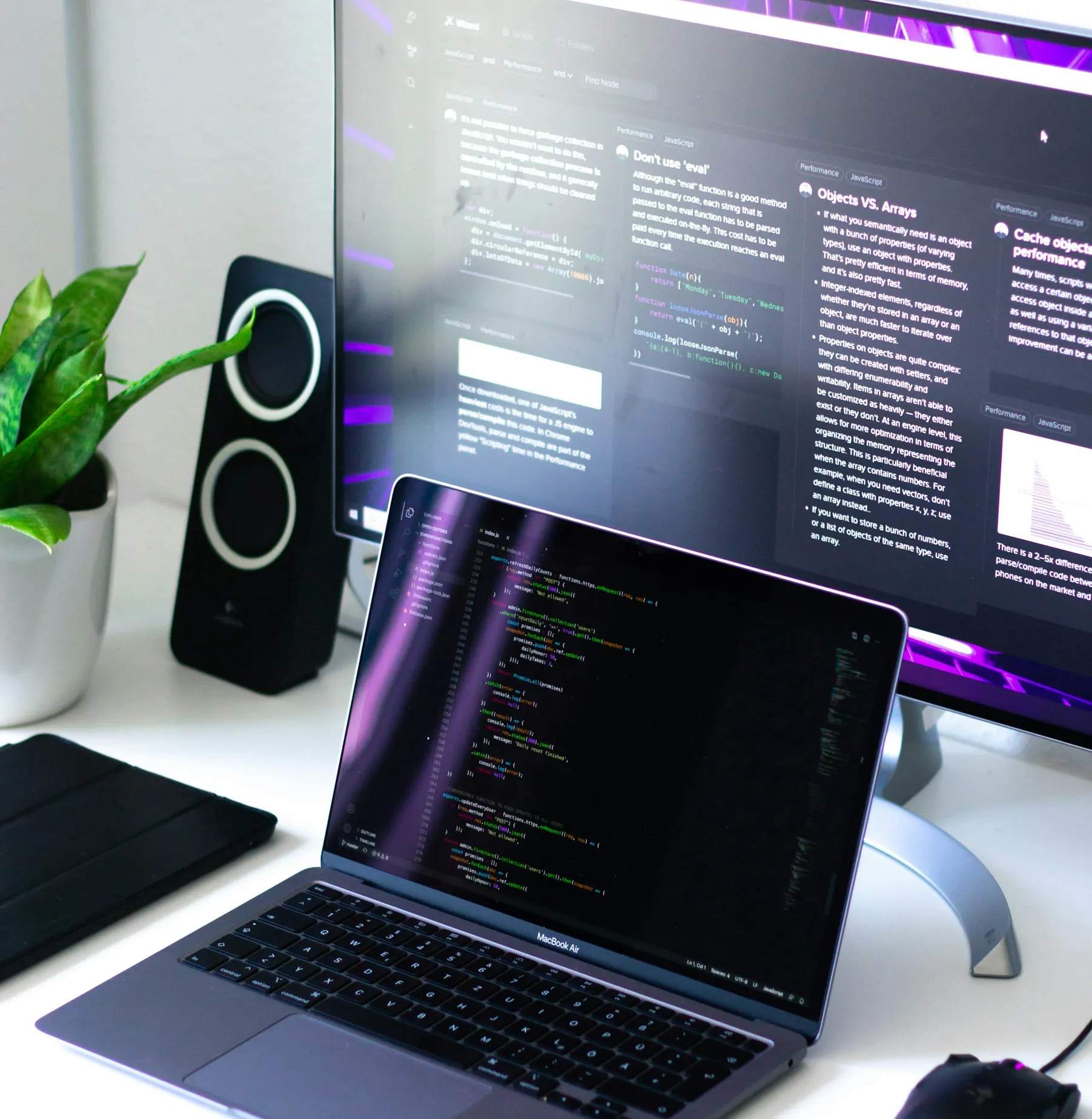 Site web professionnel affiché sur différents appareils, montrant un design responsive.